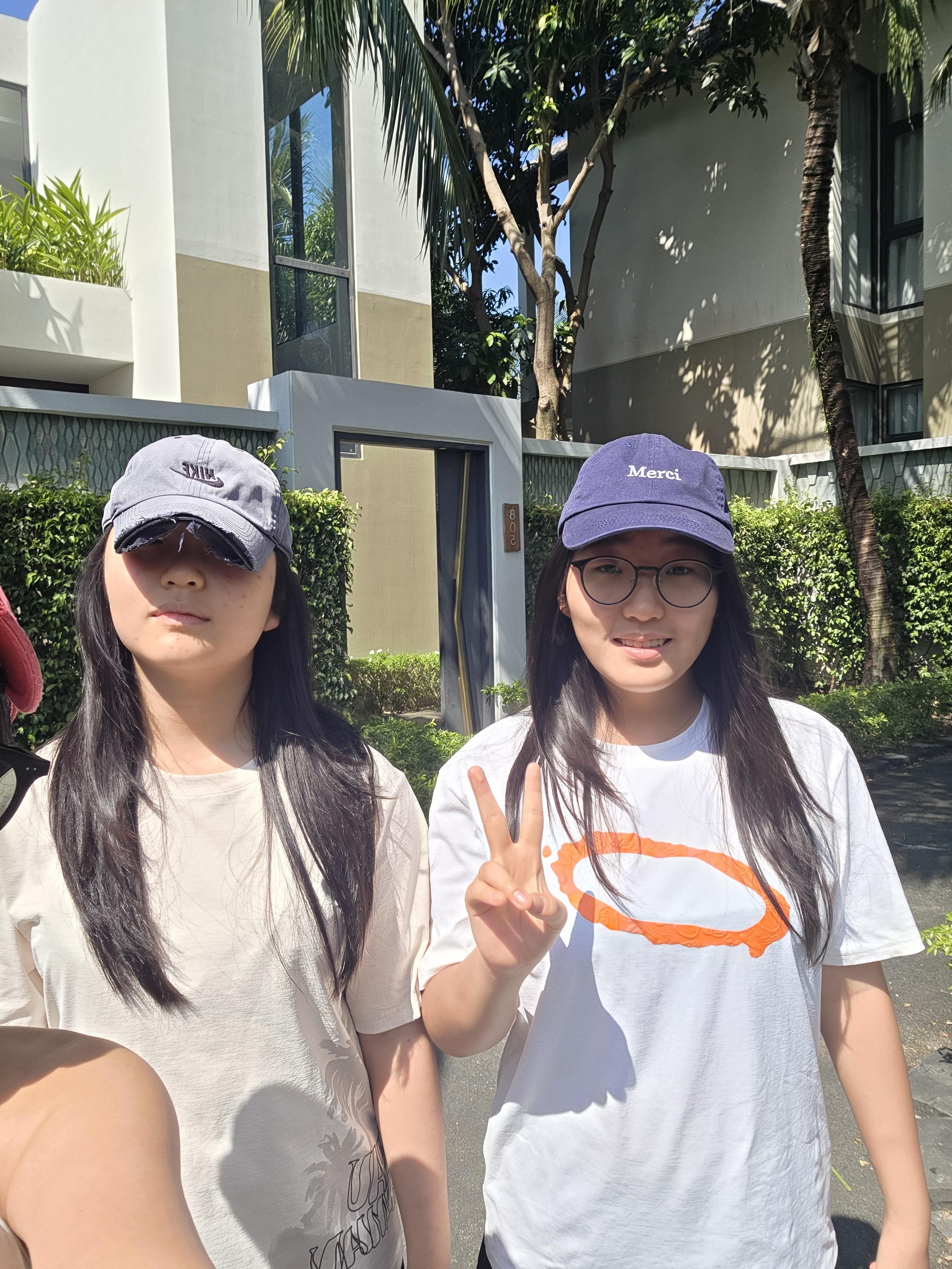 숙소앞소은송하