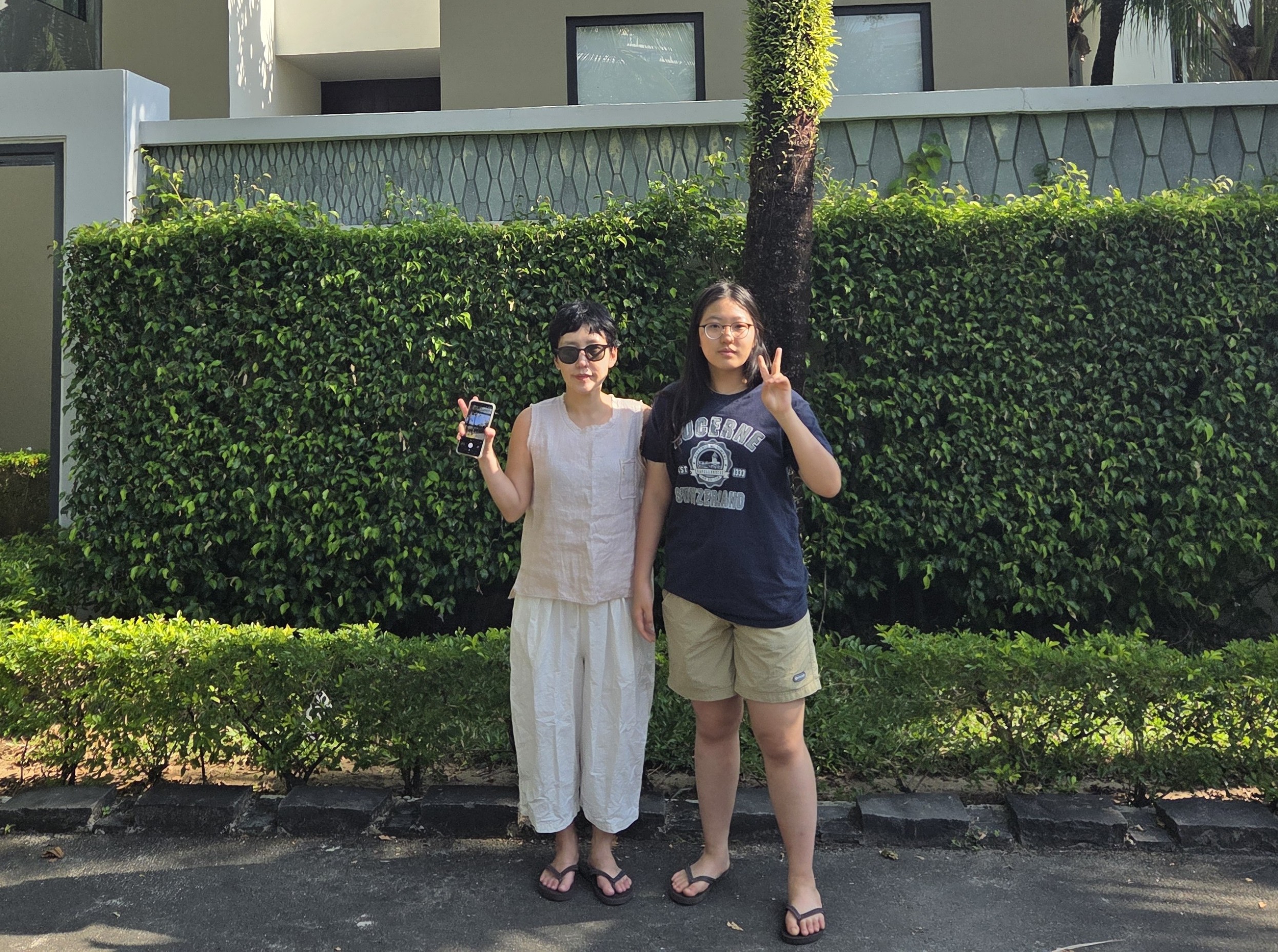 숙소앞엄마소은